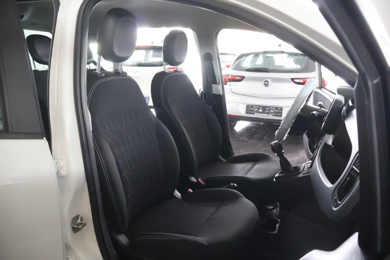 Fiat Panda - View model 32