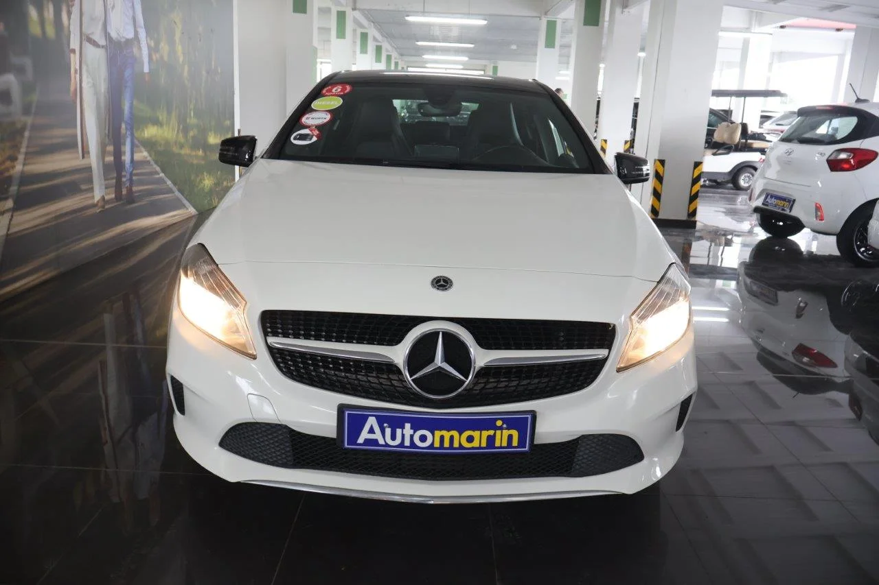 View 3 - Mercedes-Benz A 160 - 2018