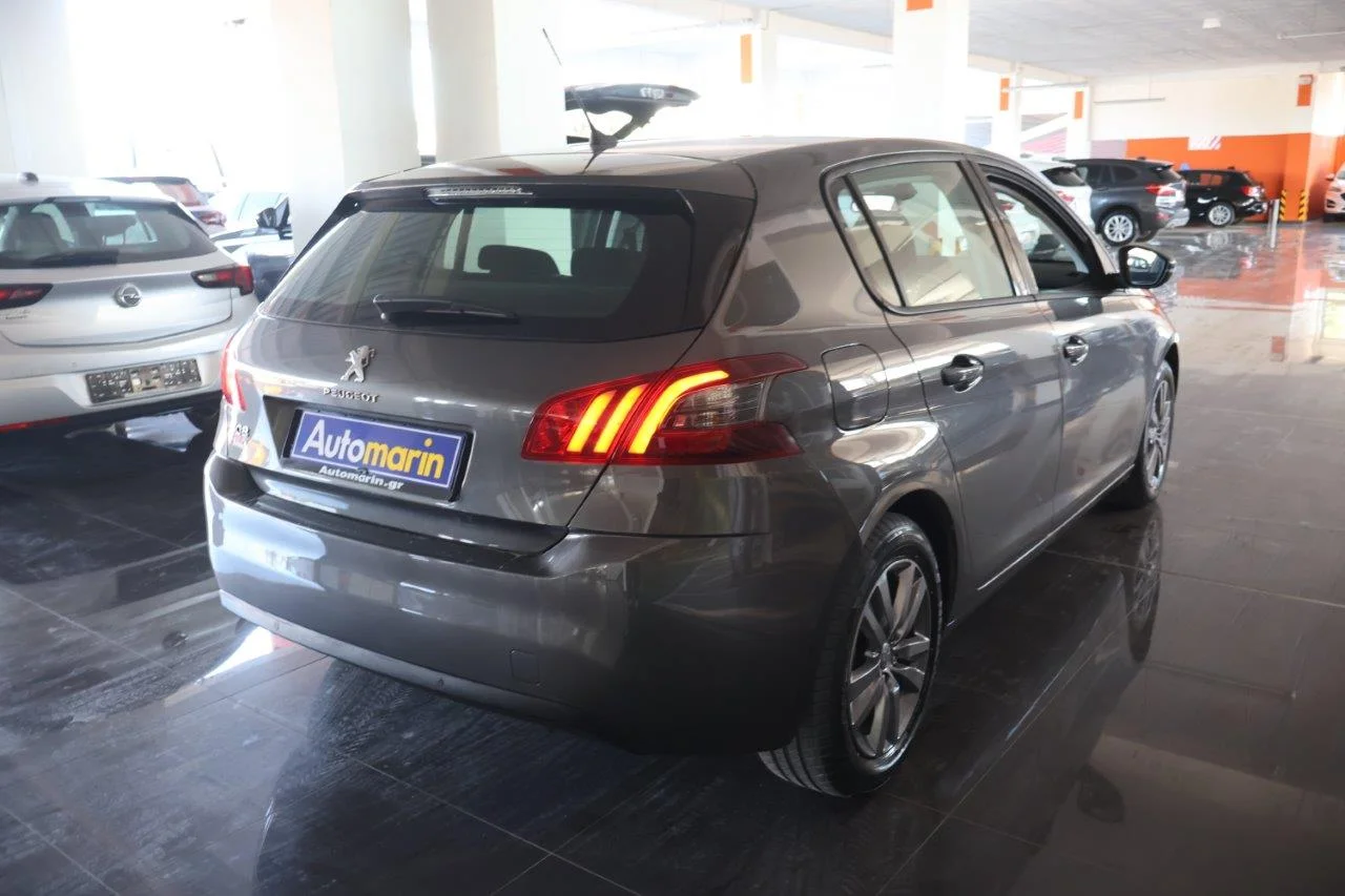 View 5 - Peugeot 308 - 2021