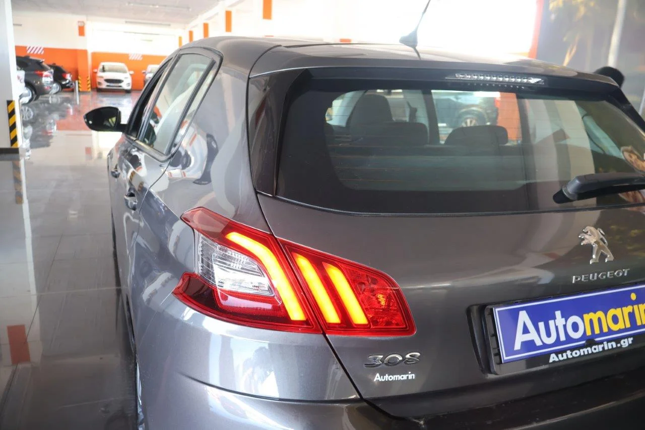 Peugeot 308 - View model 10