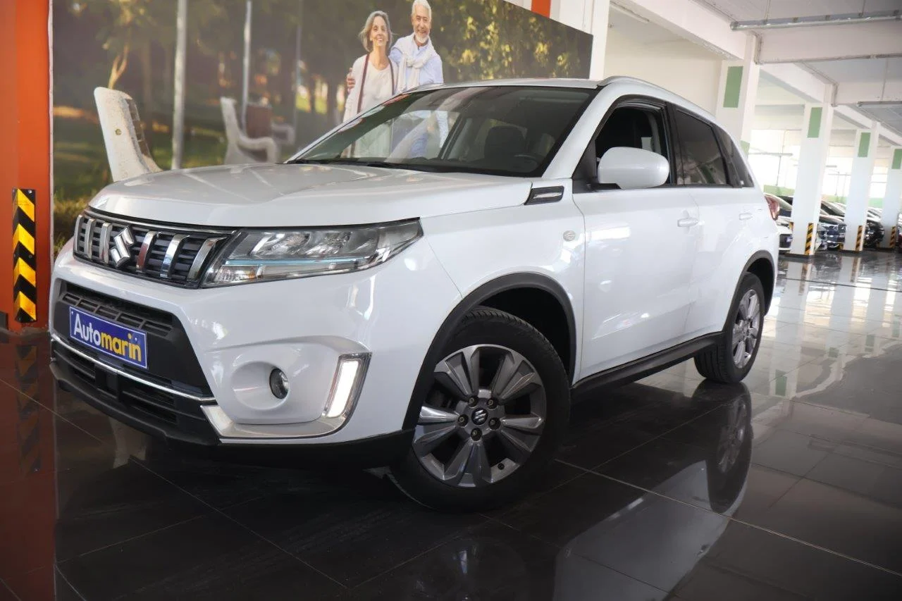 View 1 - Suzuki Vitara - 2022