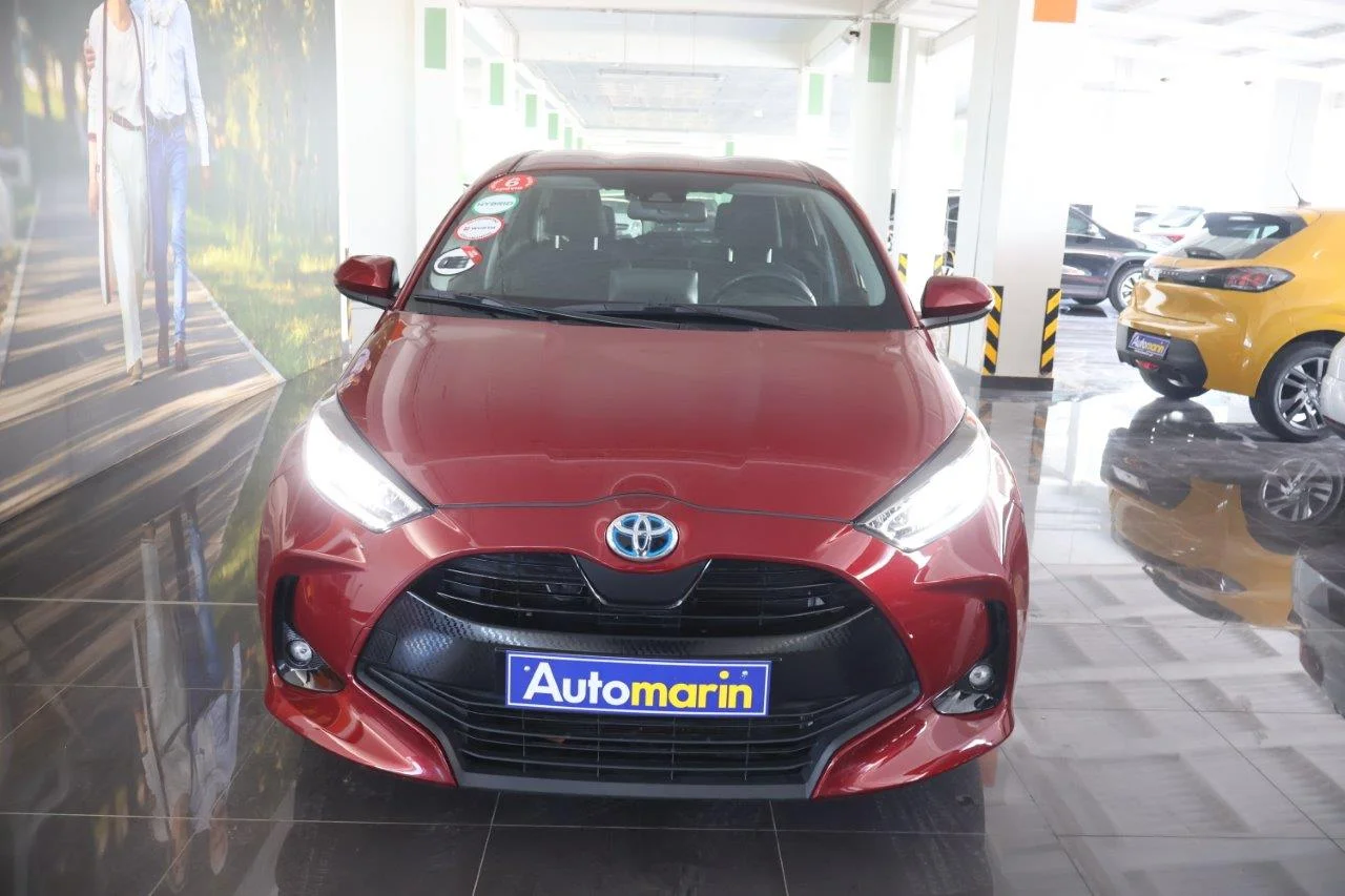 View 3 - Toyota Yaris - 2021