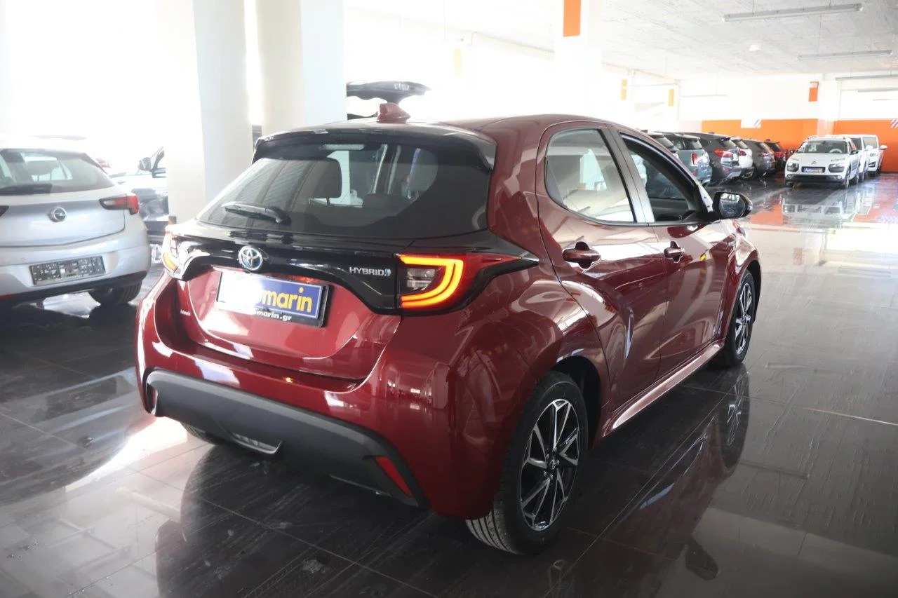 View 5 - Toyota Yaris - 2021