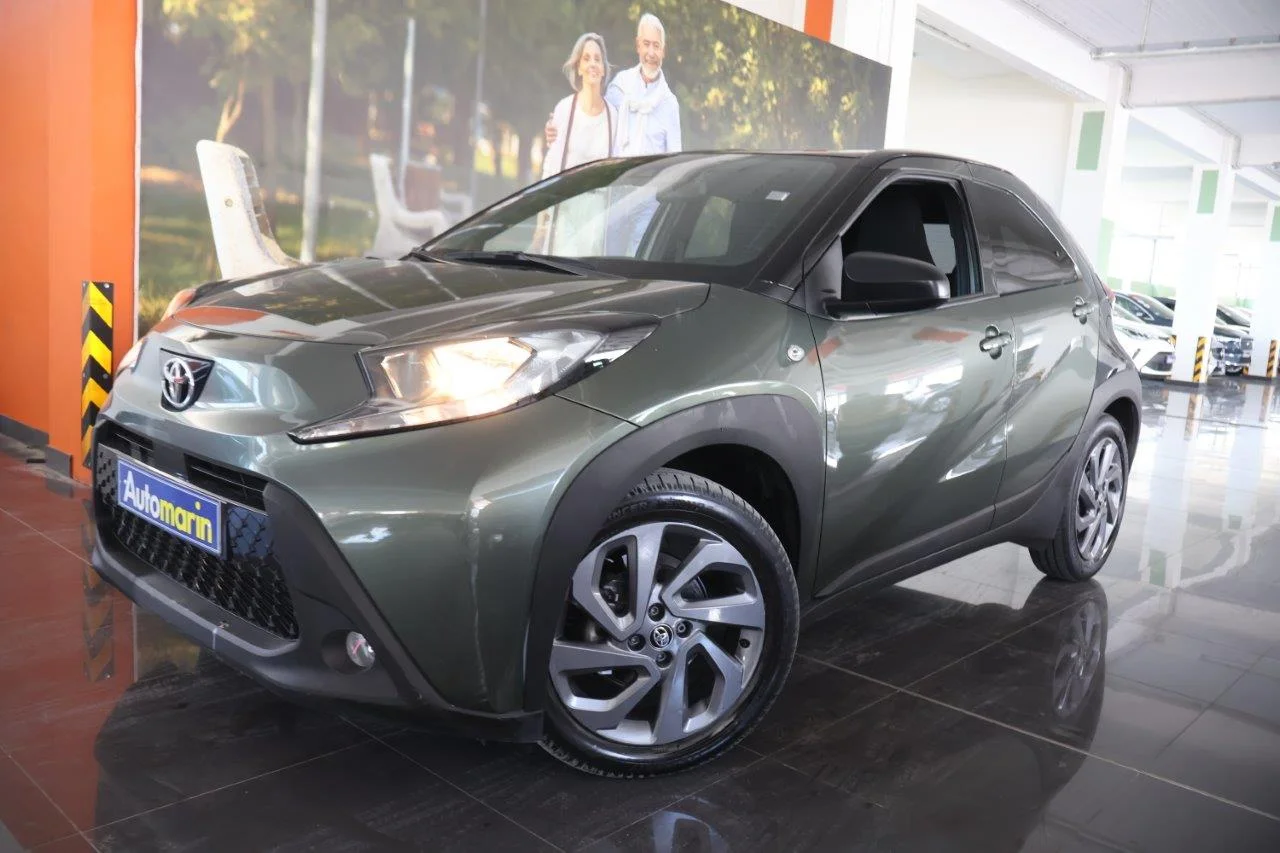 View 1 - Toyota Aygo (X) - 2022