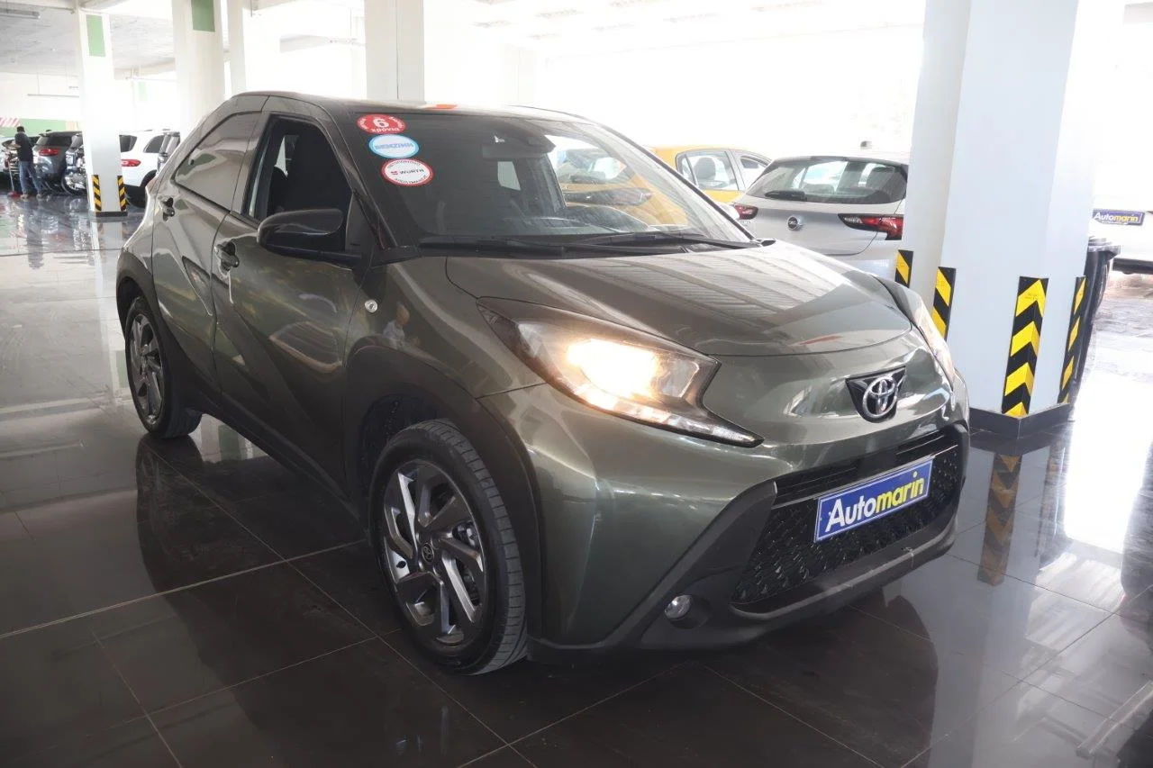 View 4 - Toyota Aygo (X) - 2022
