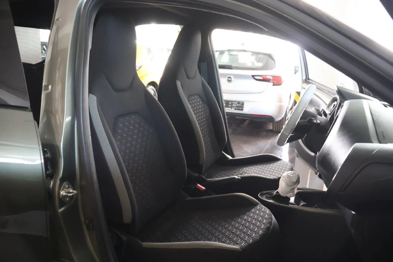 Toyota Aygo (X) - View model 30
