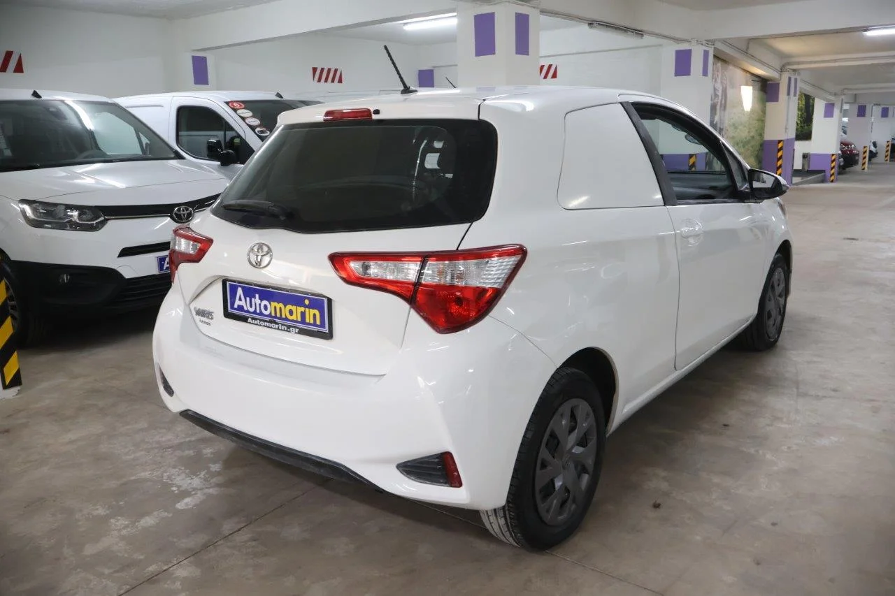 View 5 - Toyota Yaris - 2020