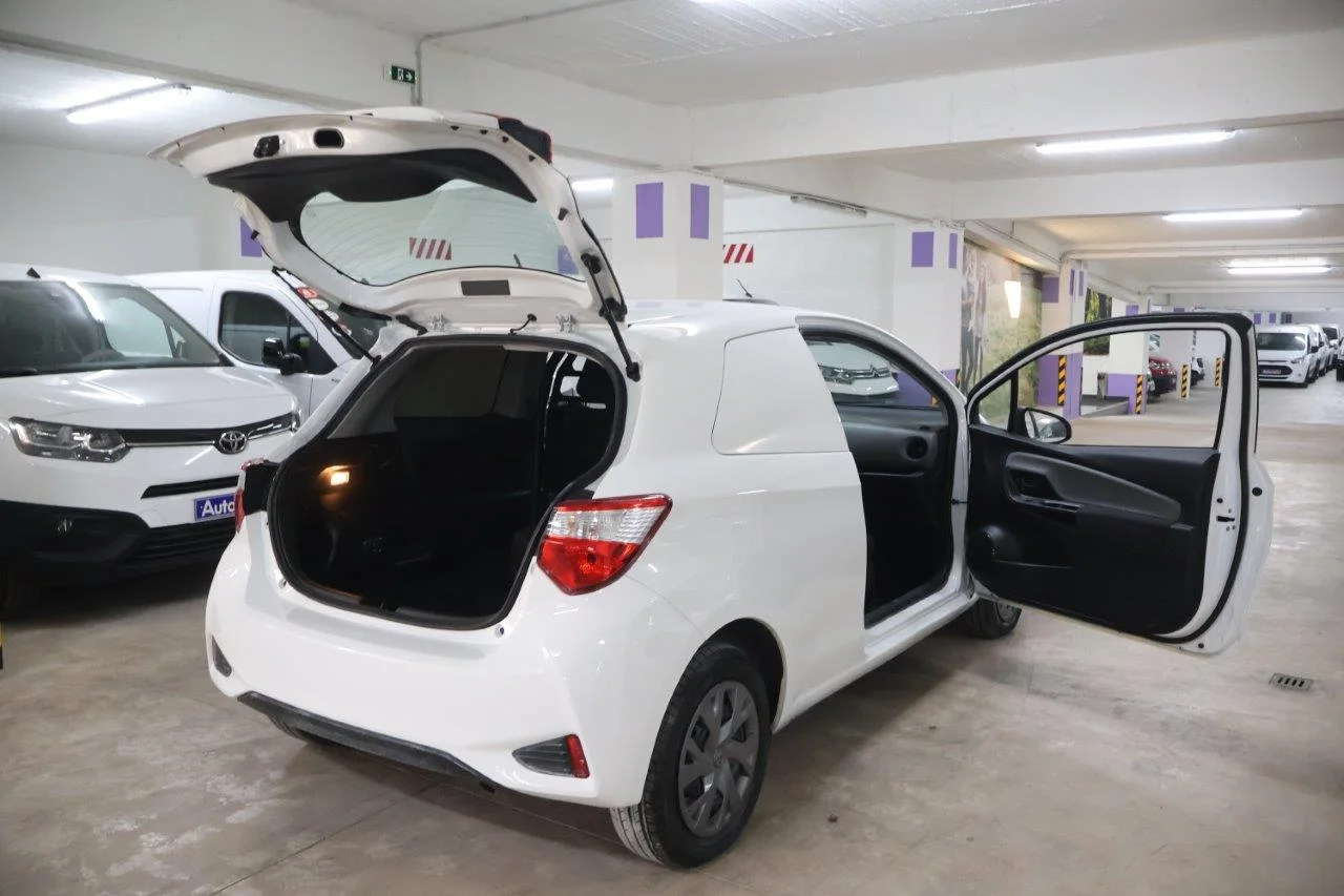 Toyota Yaris - View model 7