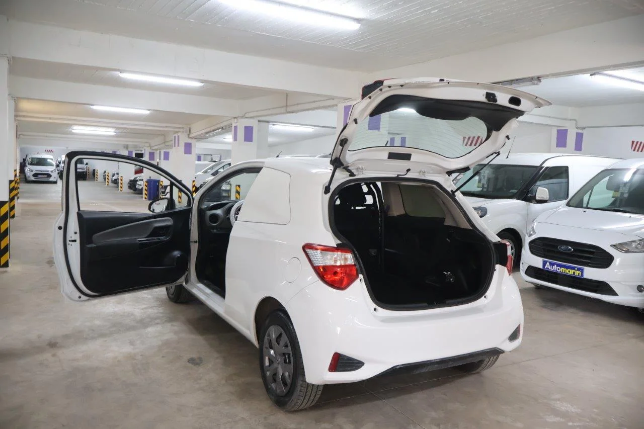 Toyota Yaris - View model 8