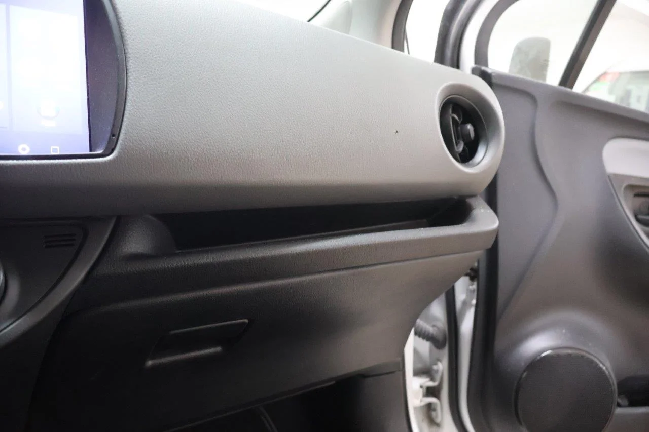 Toyota Yaris - View model 24