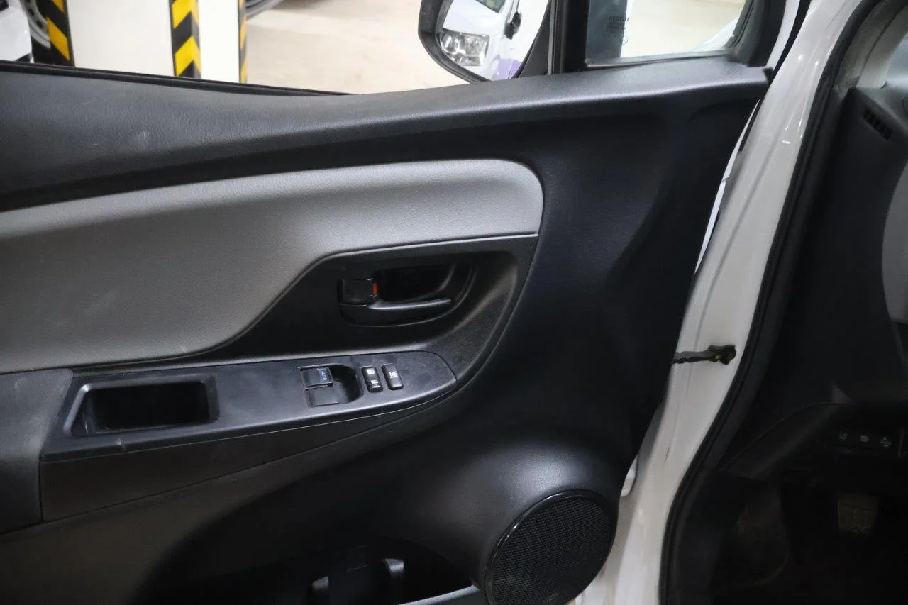 Toyota Yaris - View model 26