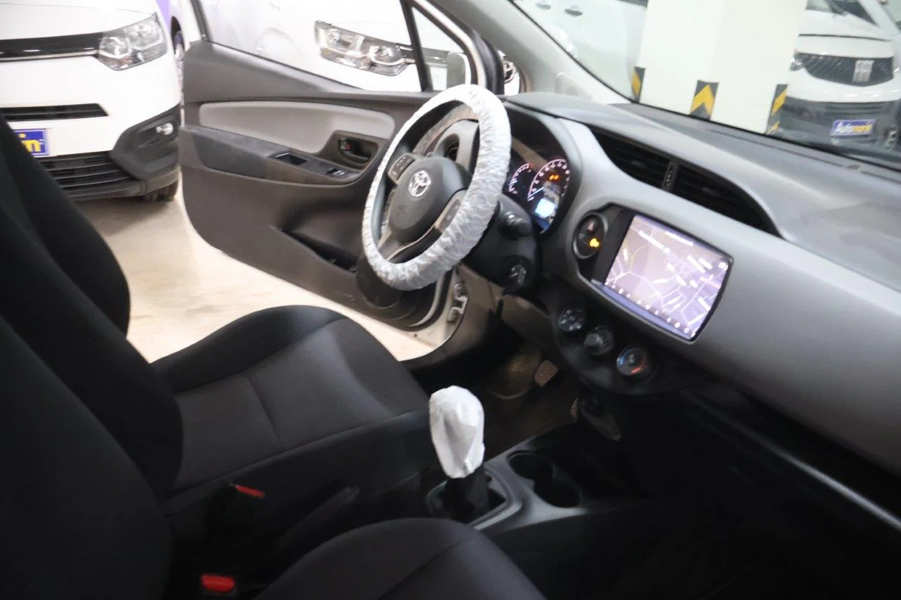 Toyota Yaris - View model 31