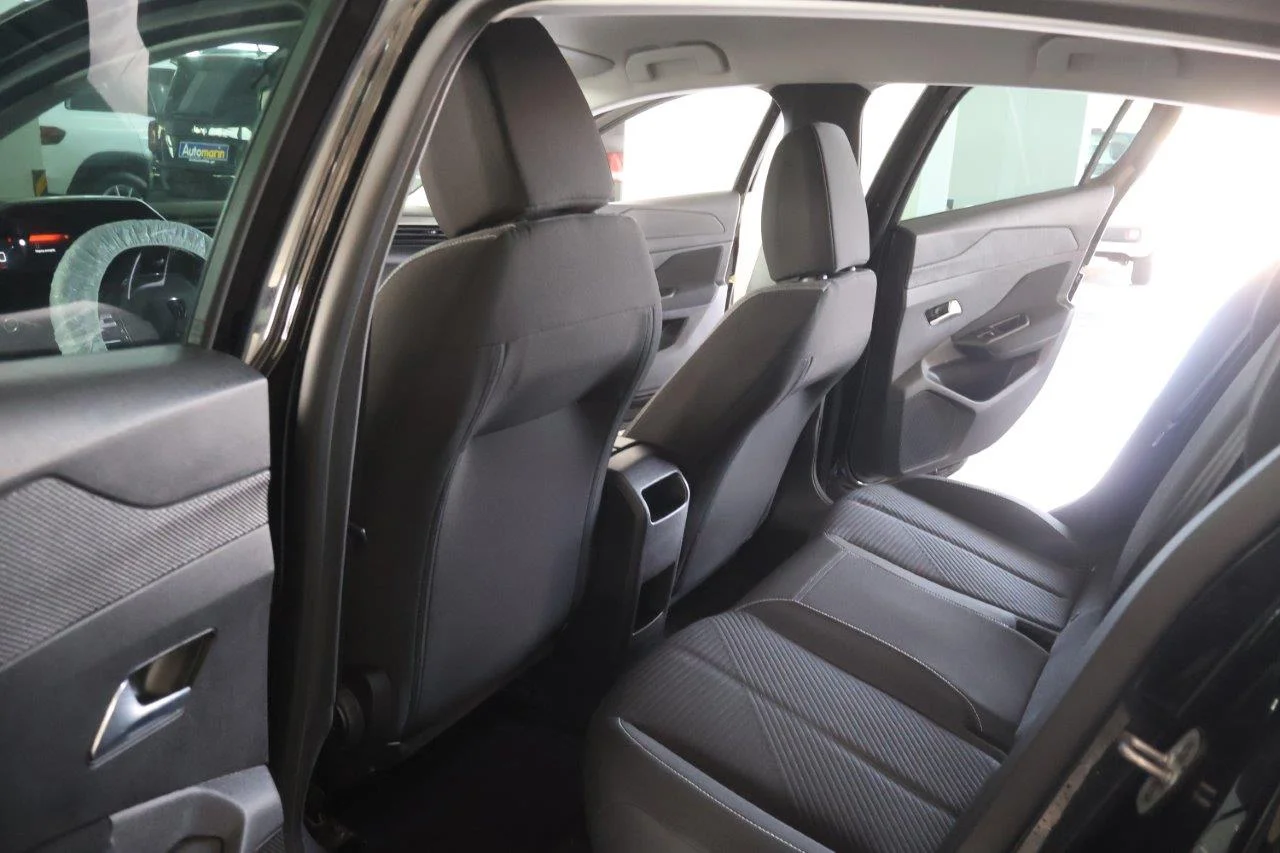 Peugeot 308 - View model 26