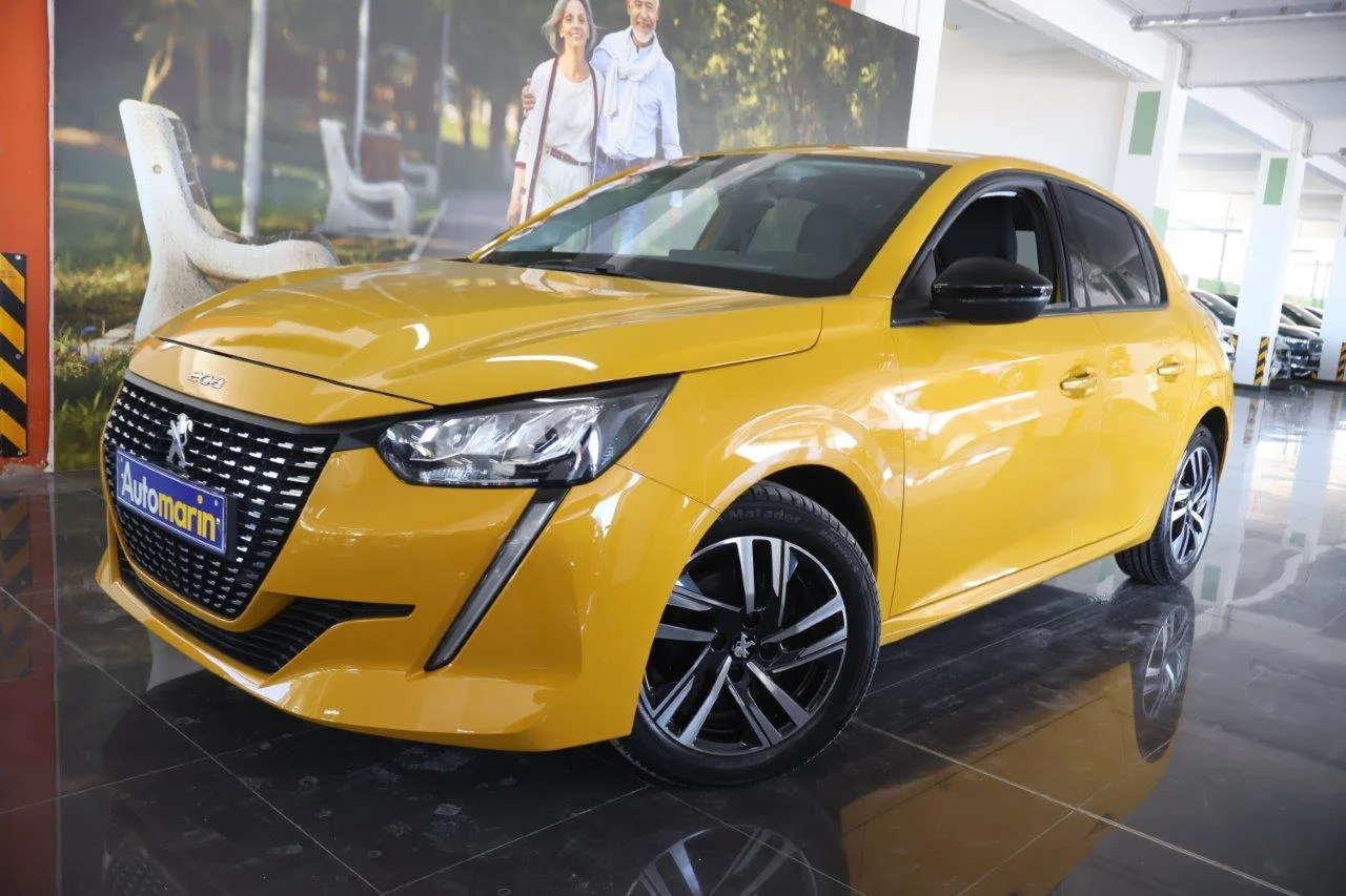 View 1 - Peugeot 208 - 2023
