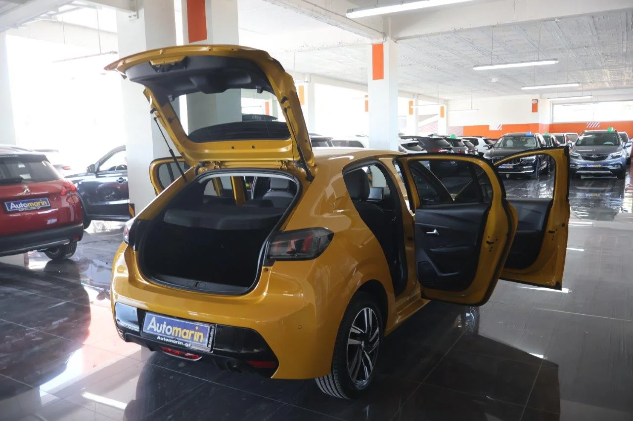 Peugeot 208 - View model 7