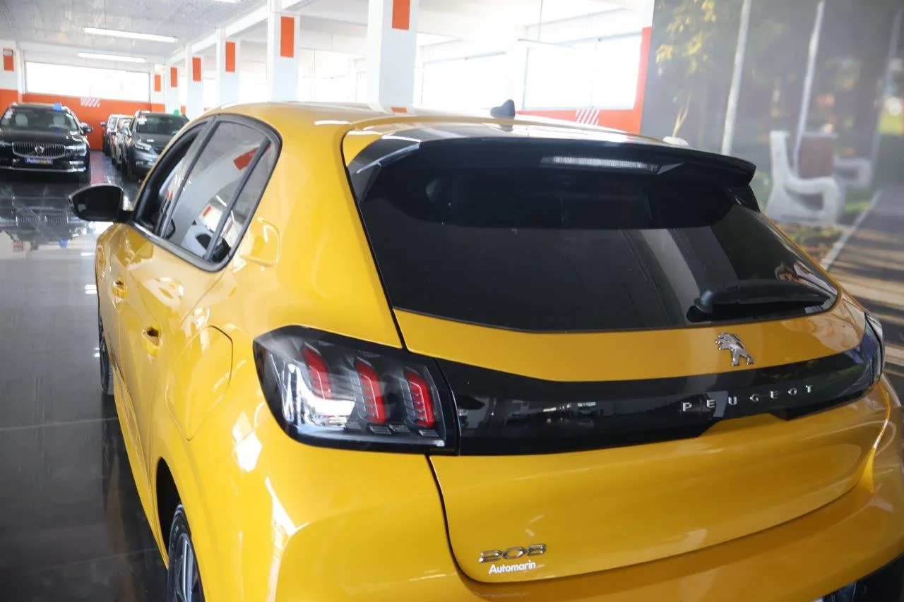 Peugeot 208 - View model 12