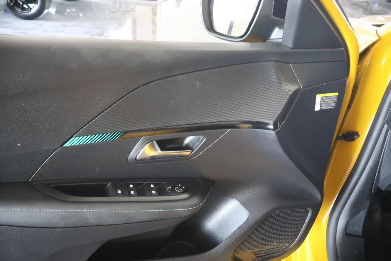 Peugeot 208 - View model 33