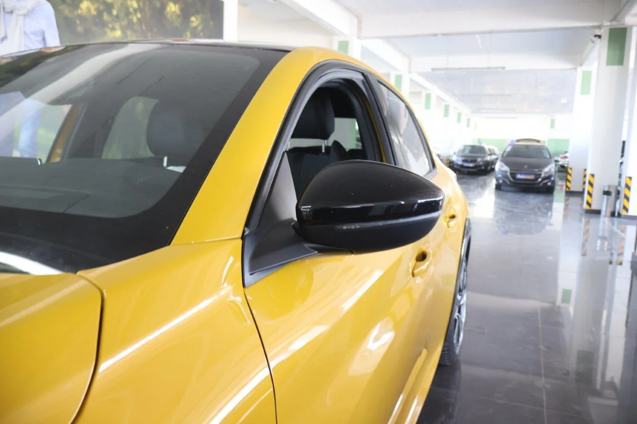 Peugeot 208 - View model 13