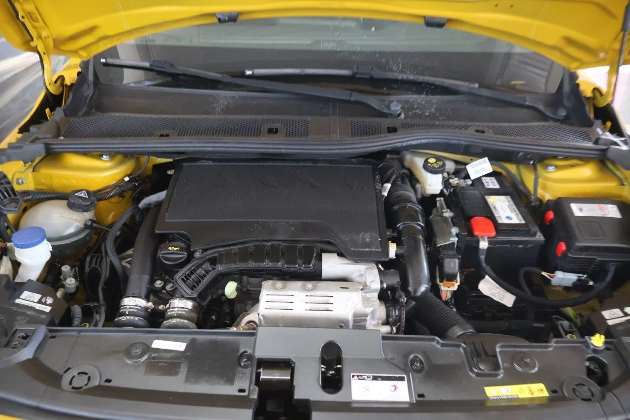 Peugeot 208 - View model 19