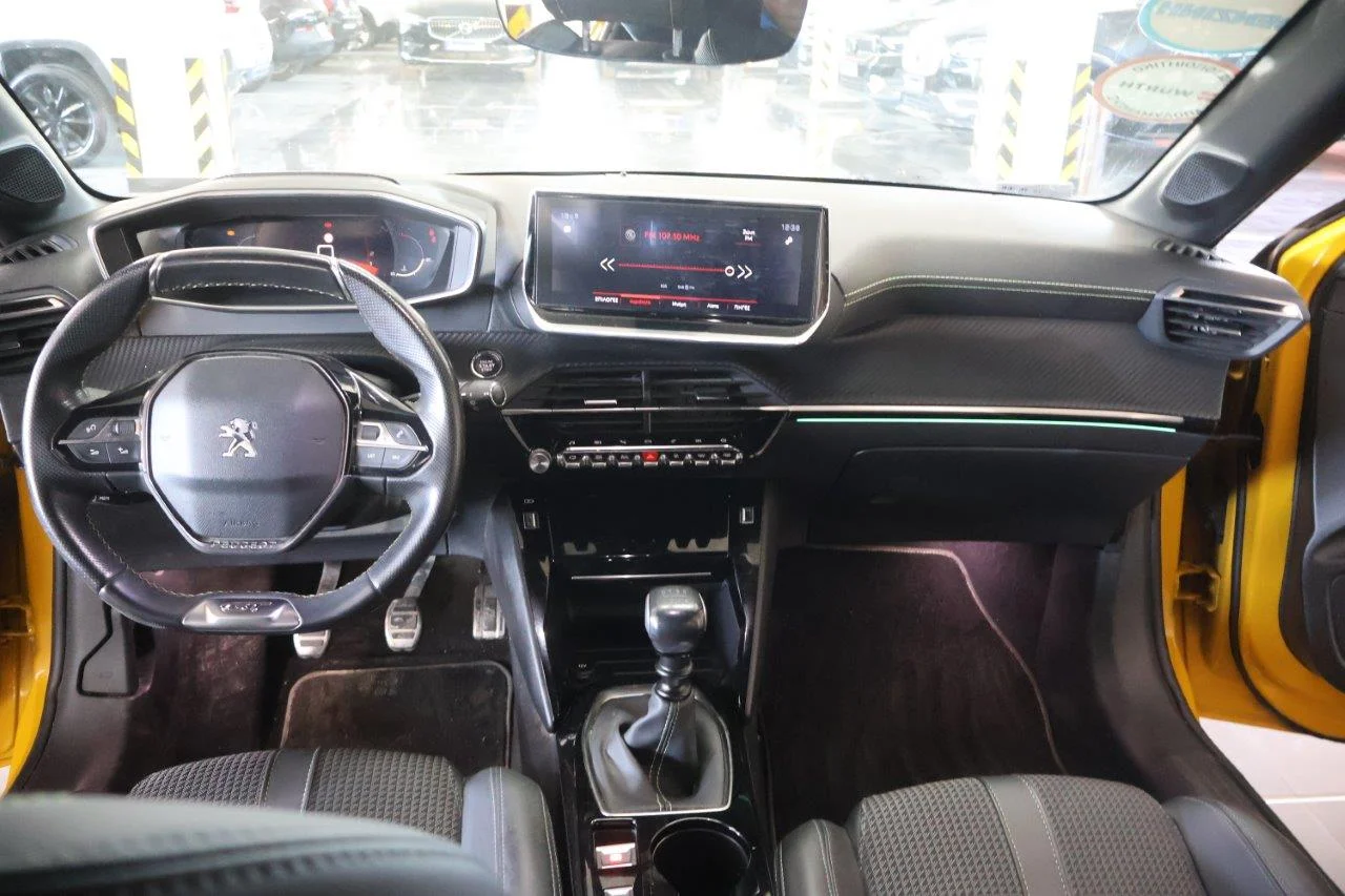 Peugeot 208 - View model 20