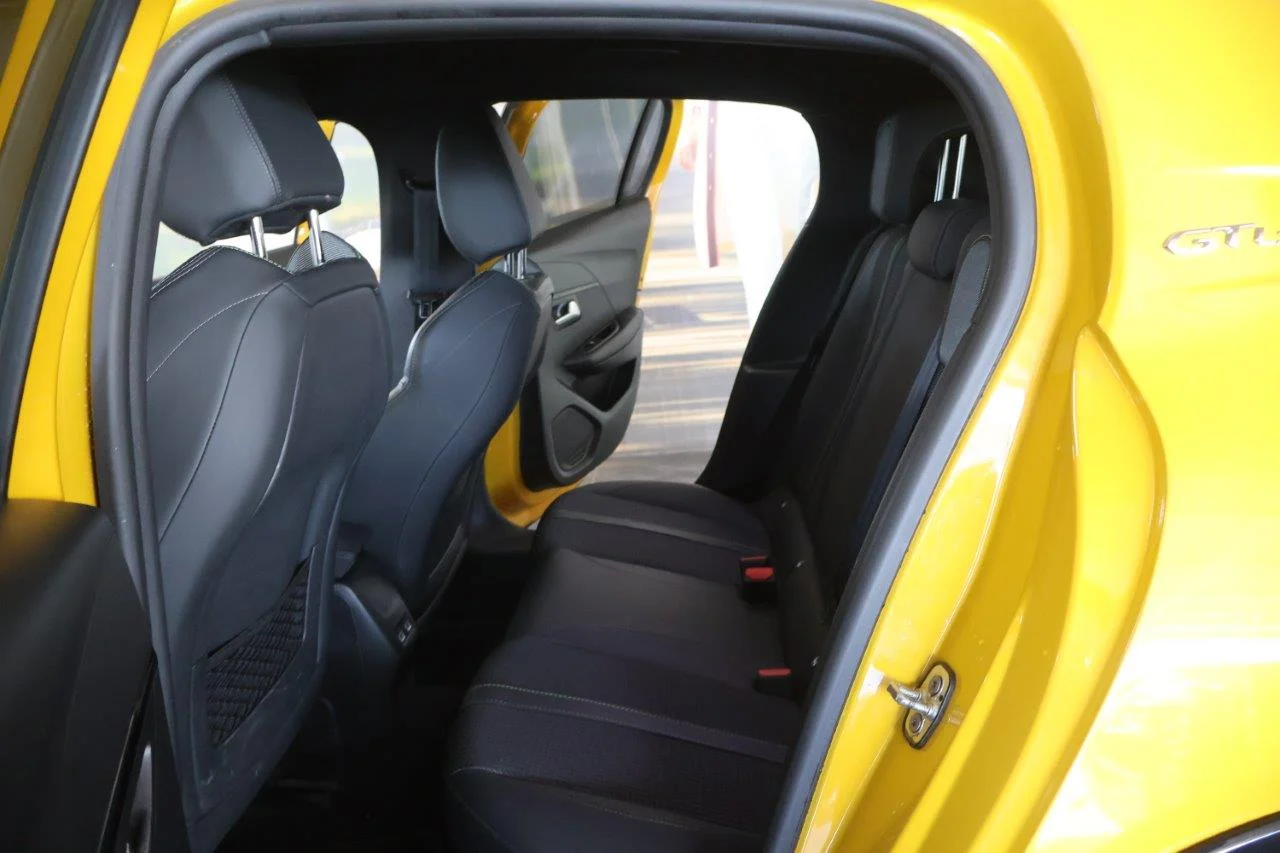 Peugeot 208 - View model 25