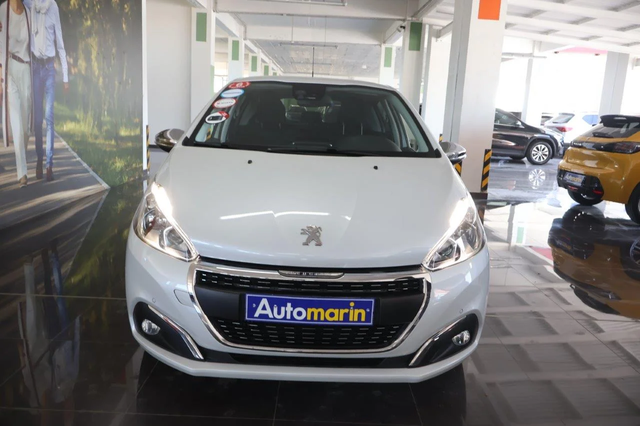 View 3 - Peugeot 208 - 2018