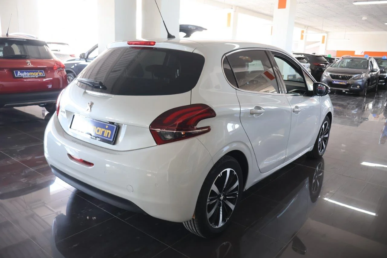 View 5 - Peugeot 208 - 2018