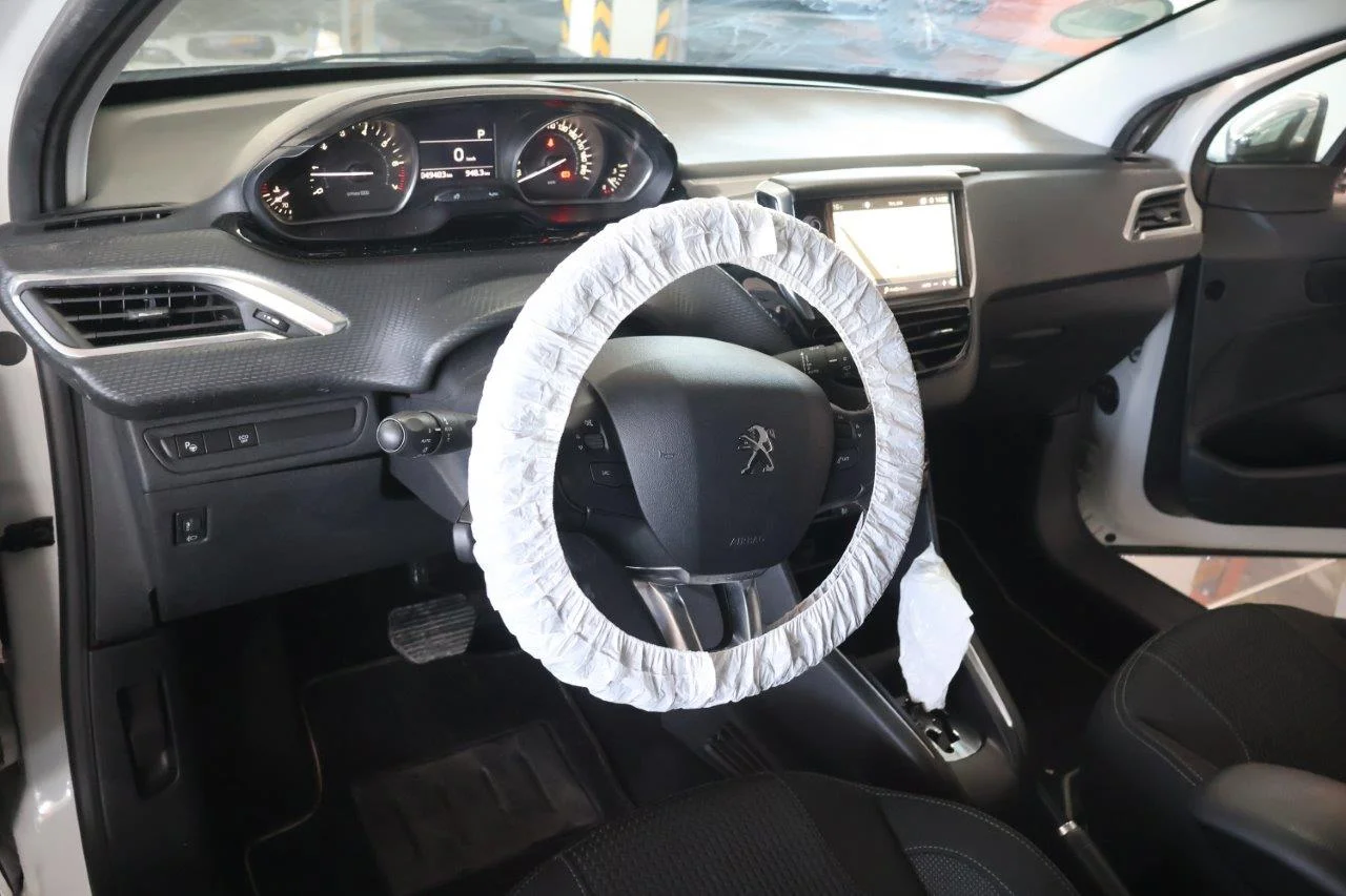 Peugeot 208 - View model 36