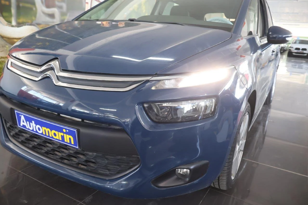 Citroen C4 Picasso - View model 15