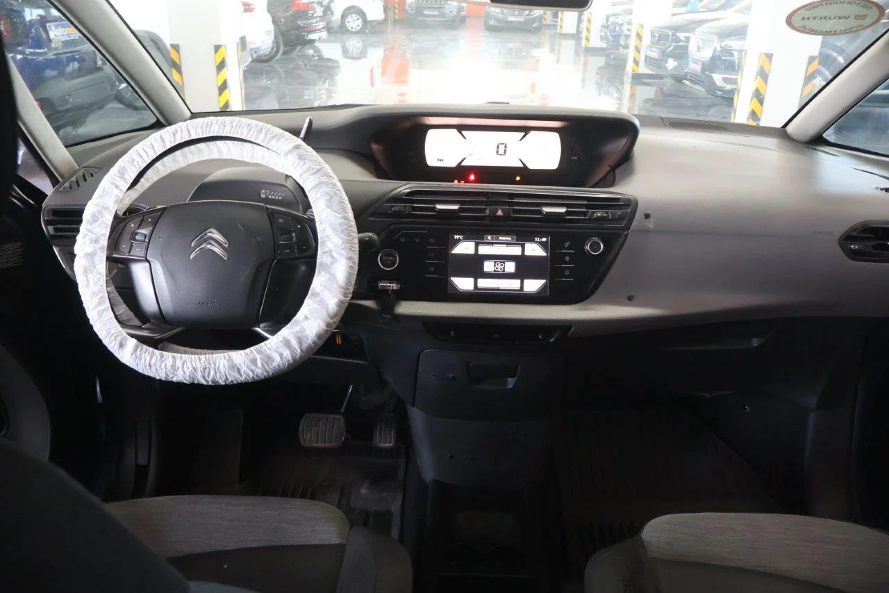 Citroen C4 Picasso - View model 20