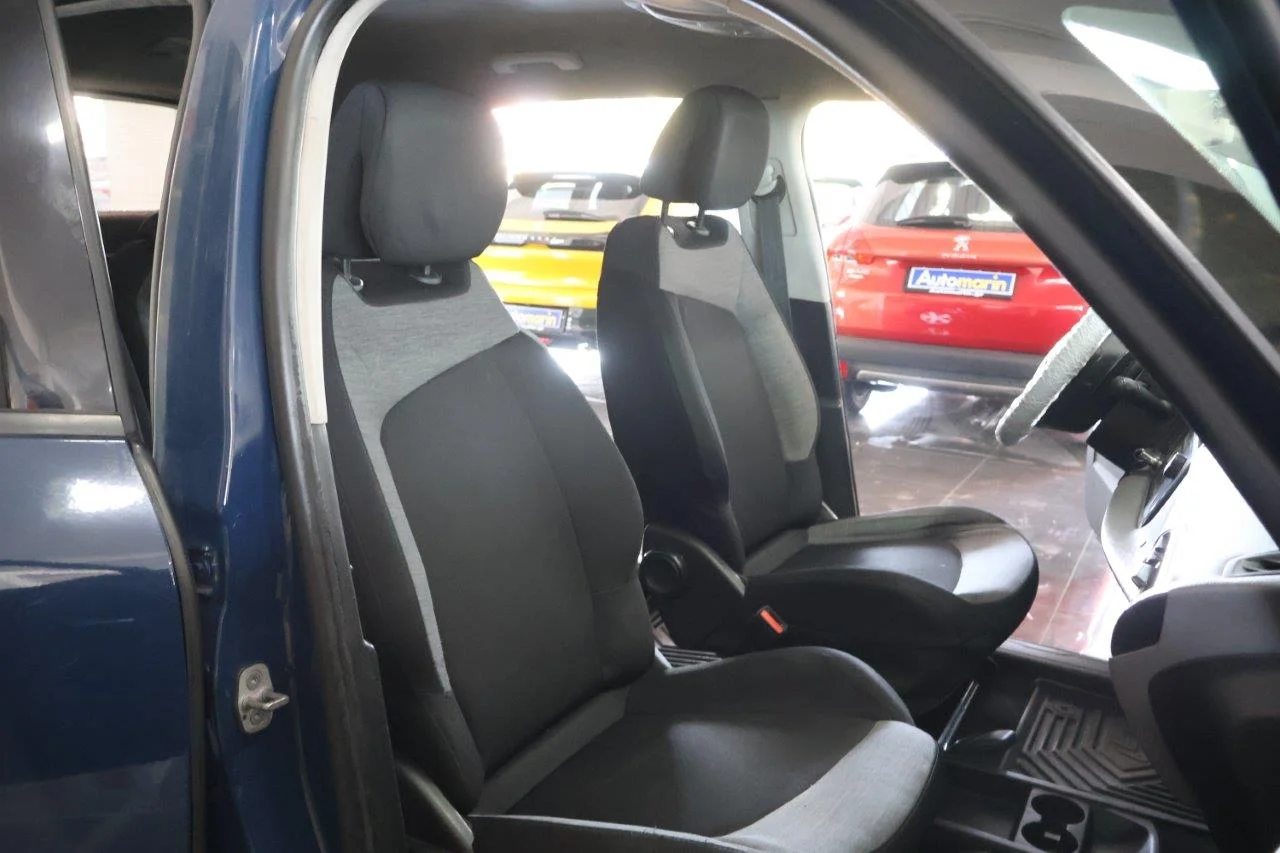 Citroen C4 Picasso - View model 22