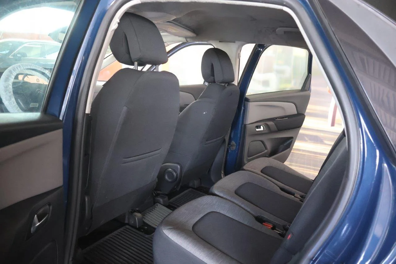 Citroen C4 Picasso - View model 24