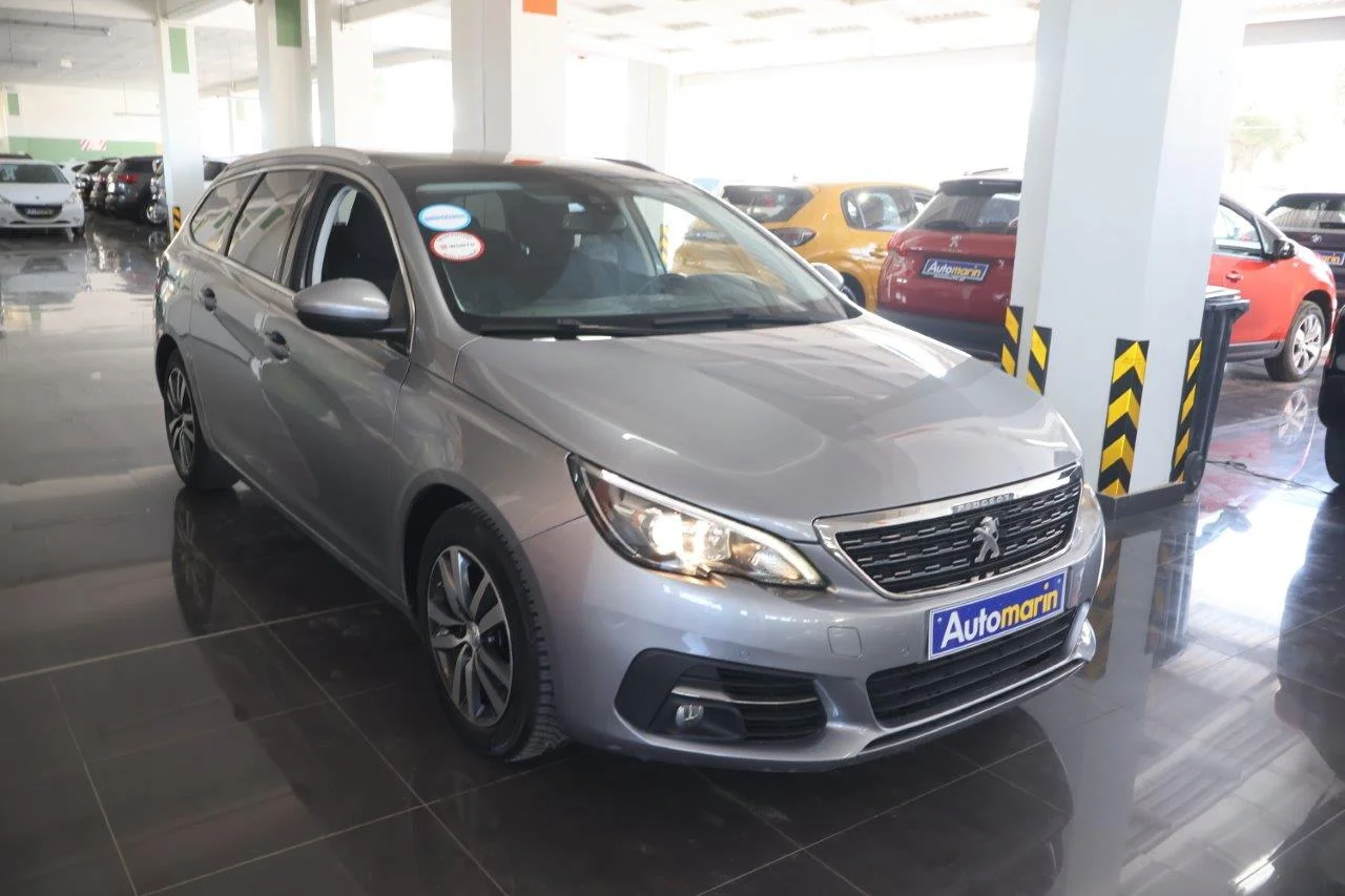 View 4 - Peugeot 308 - 2018