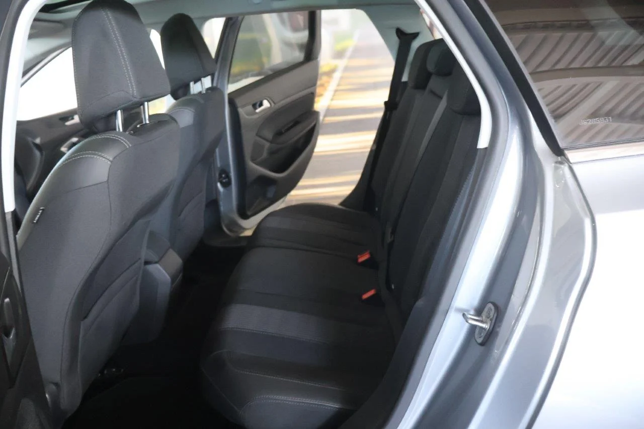 Peugeot 308 - View model 21