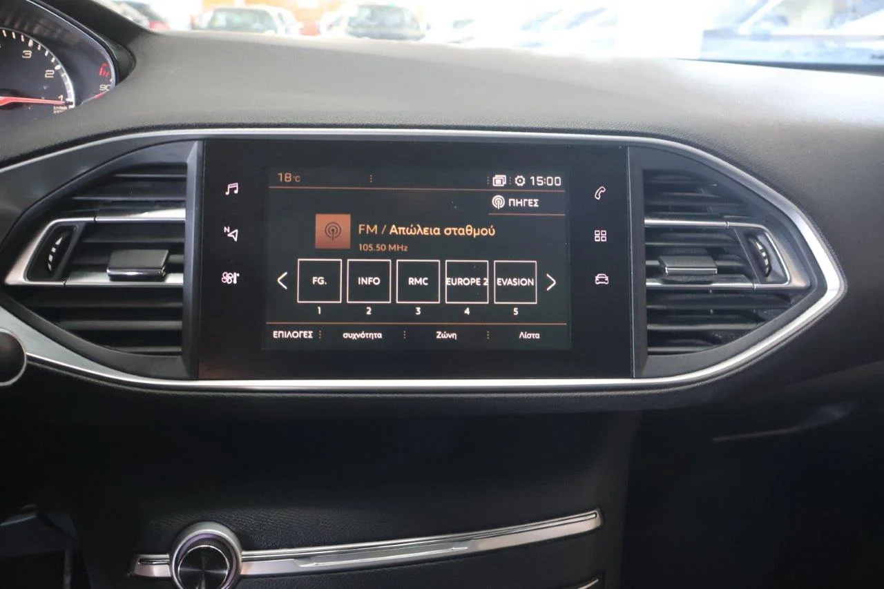 Peugeot 308 - View model 25