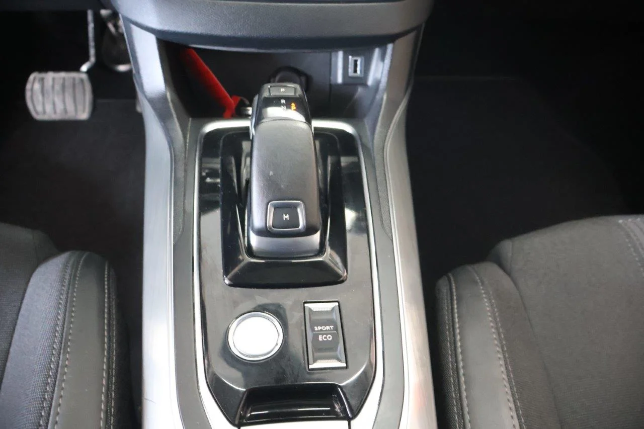Peugeot 308 - View model 29
