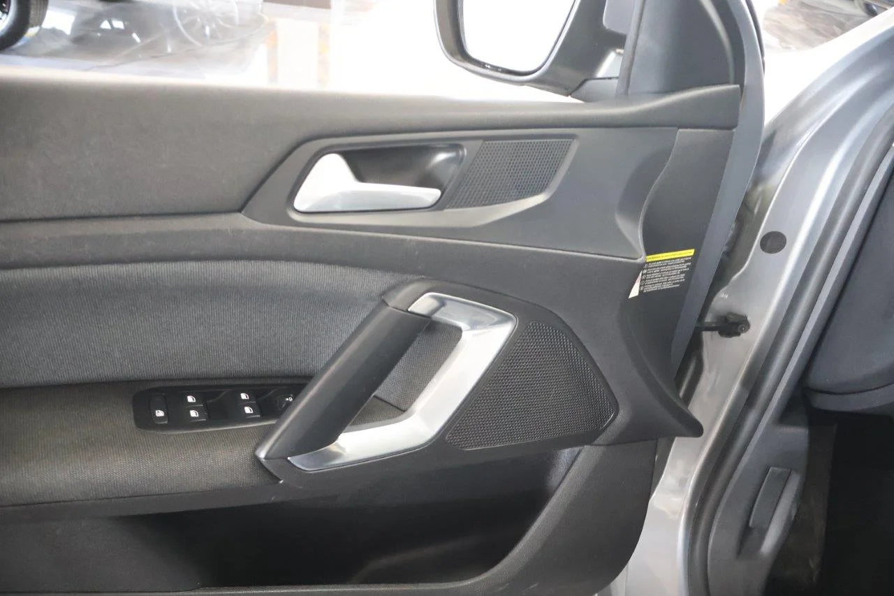 Peugeot 308 - View model 32