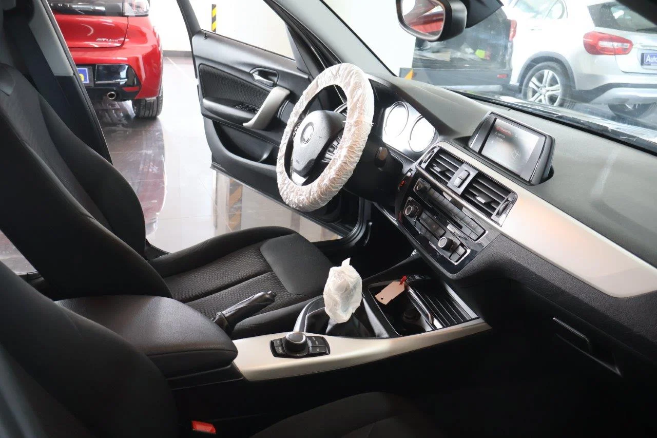 Bmw 118 - View model 25