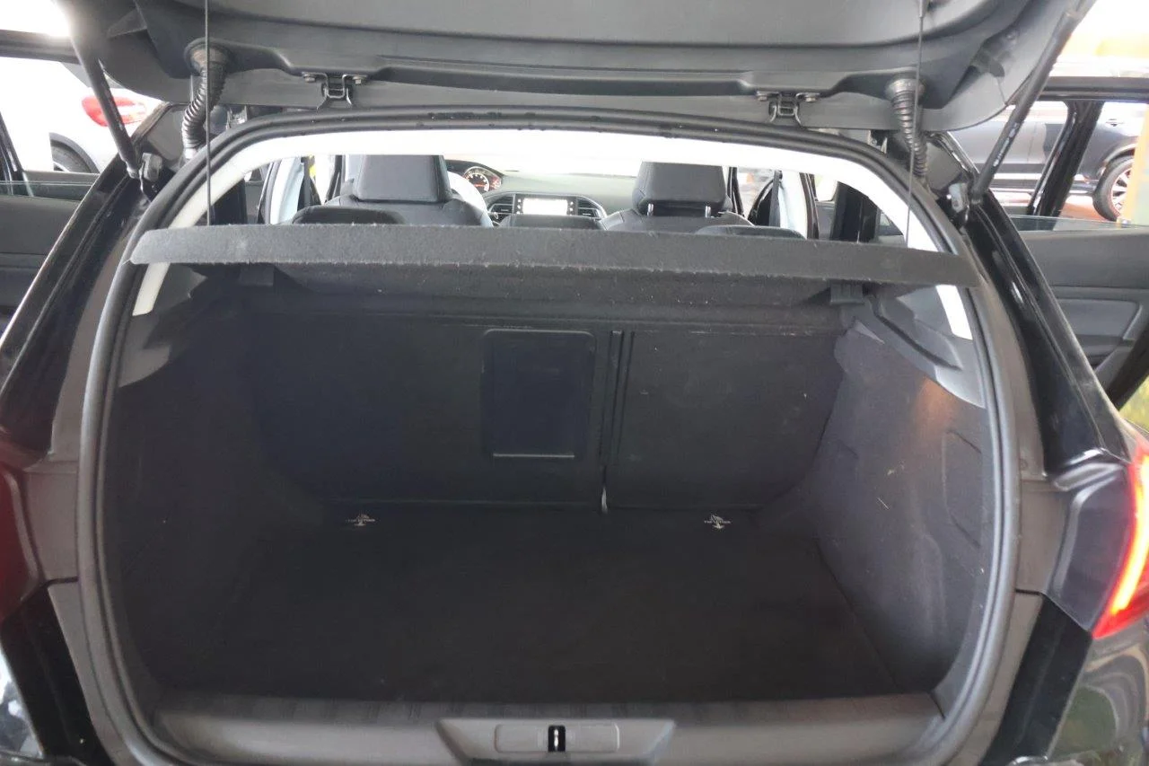 Peugeot 308 - View model 10