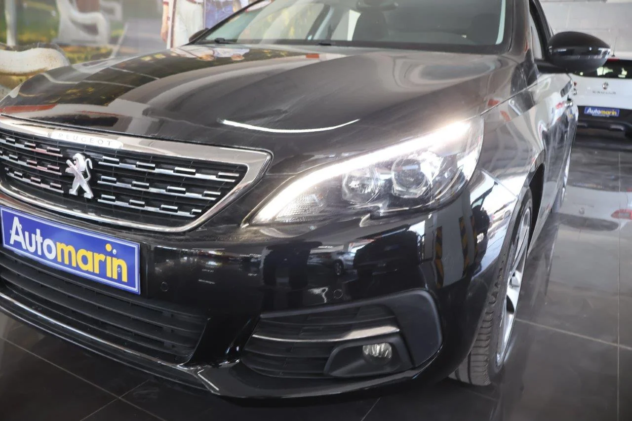 Peugeot 308 - View model 15