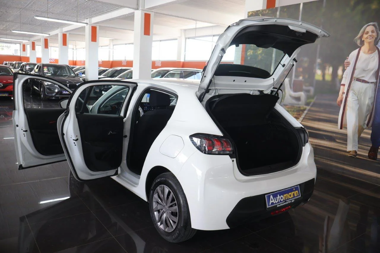 Peugeot 208 - View model 7