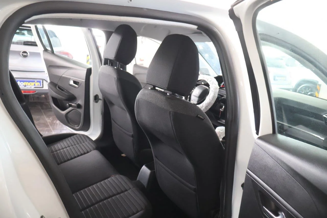 Peugeot 208 - View model 27