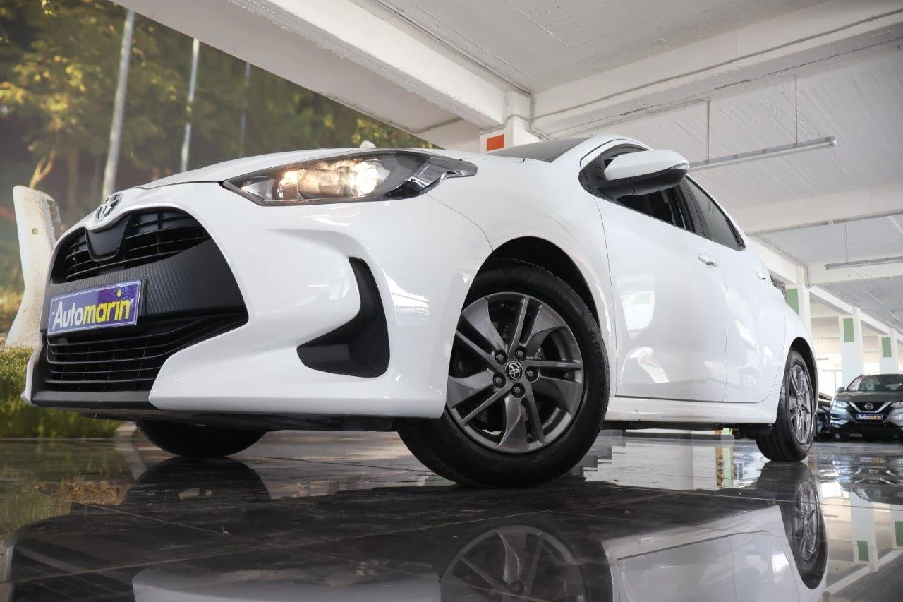 View 2 - Toyota Yaris - 2022