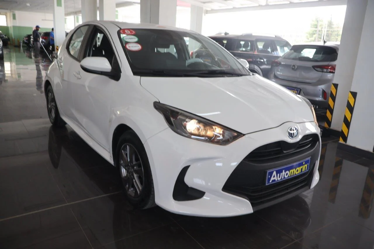 View 4 - Toyota Yaris - 2022