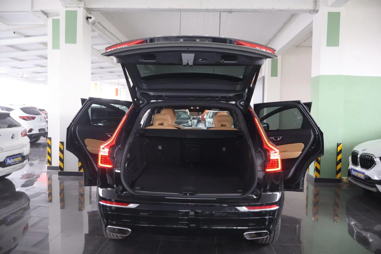 Volvo XC 60 - View model 8