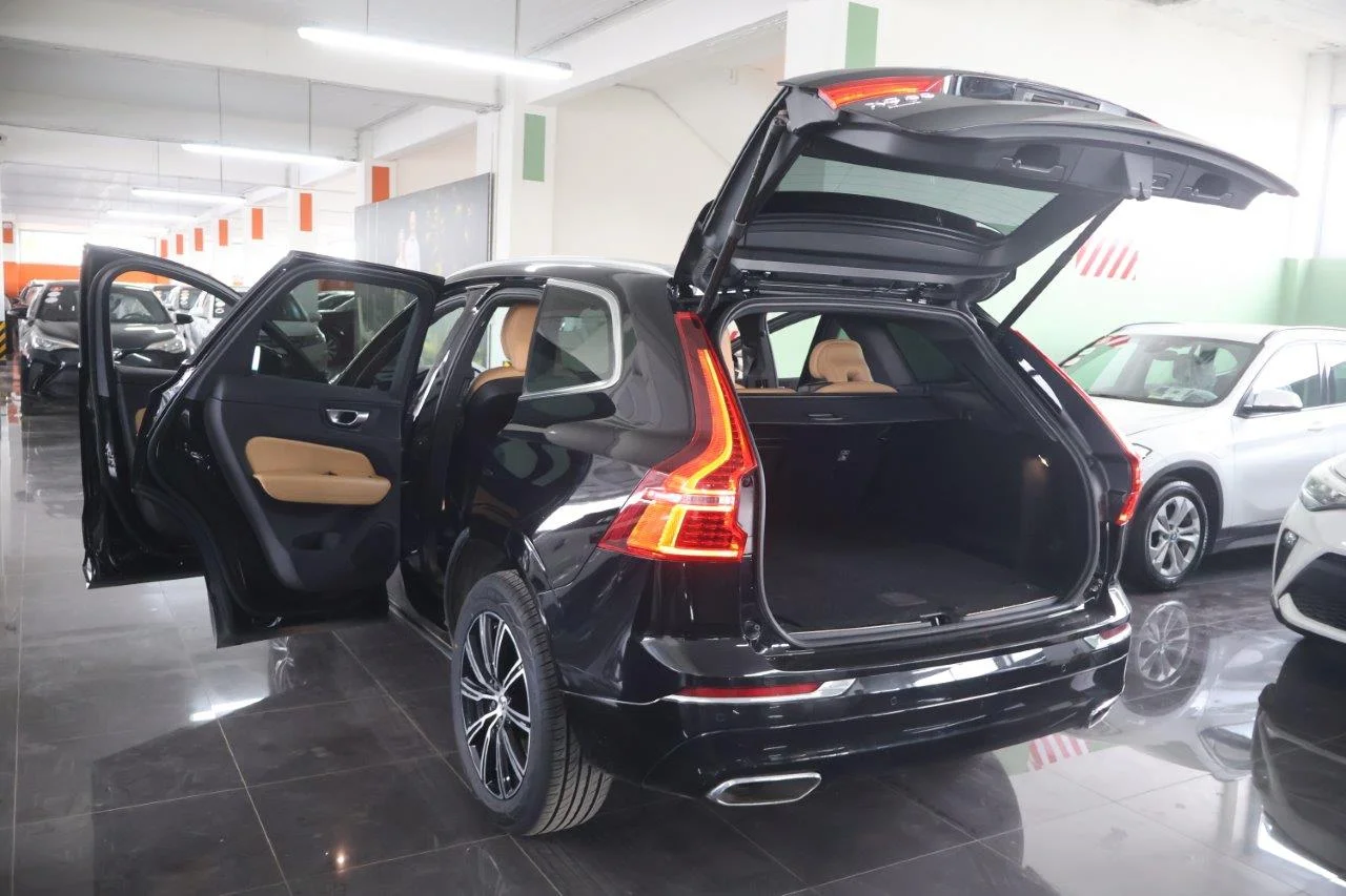 Volvo XC 60 - View model 9