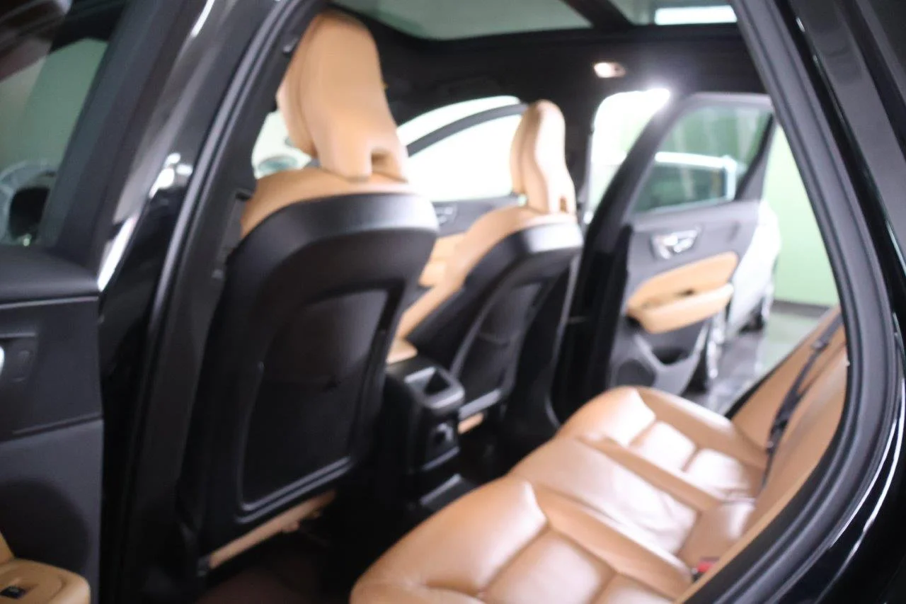 Volvo XC 60 - View model 30