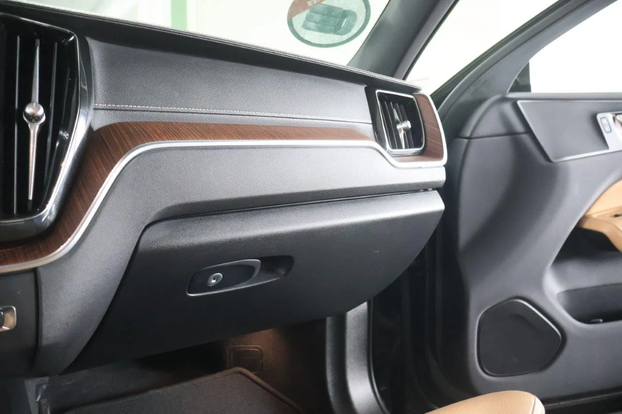 Volvo XC 60 - View model 35