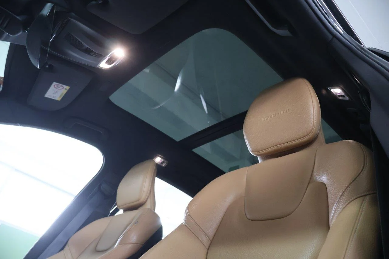 Volvo XC 60 - View model 41