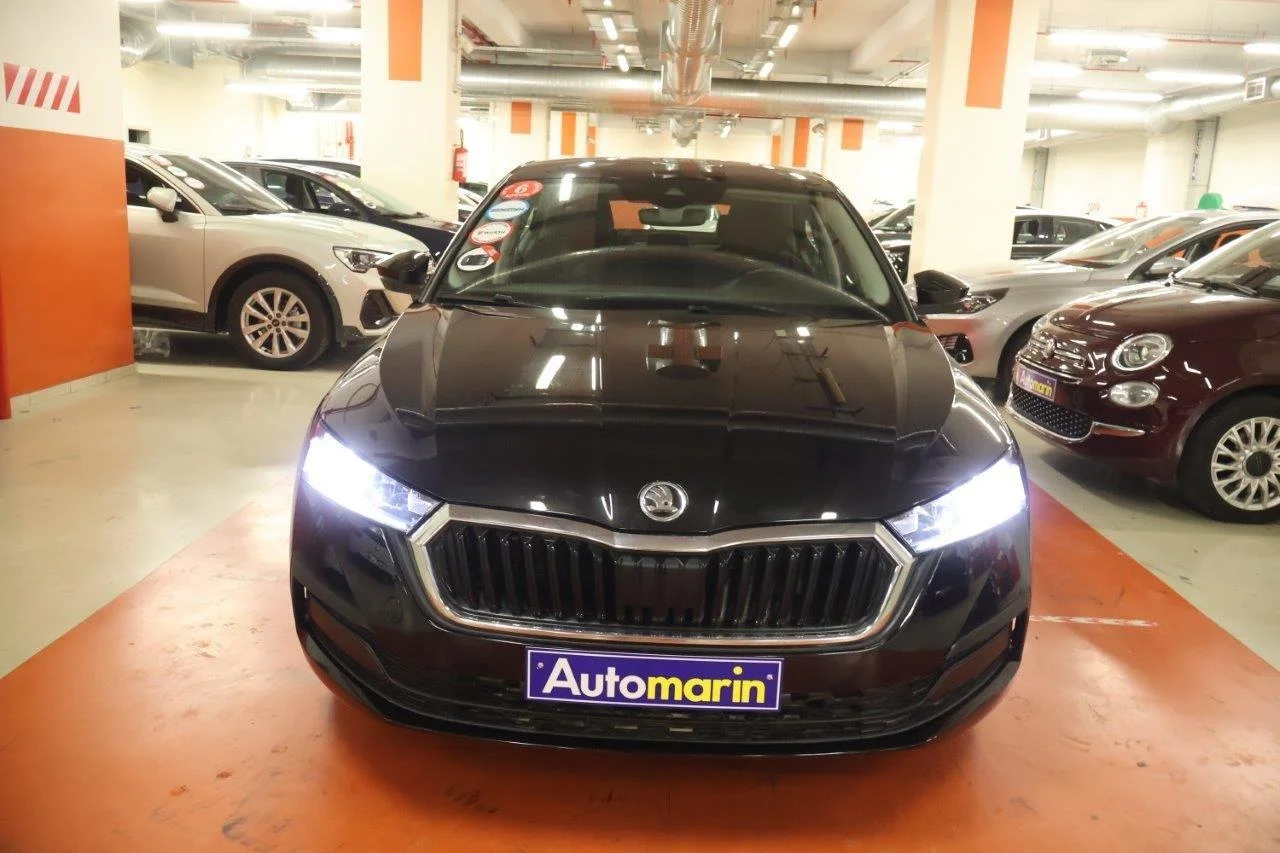 View 4 - Skoda Octavia - 2022